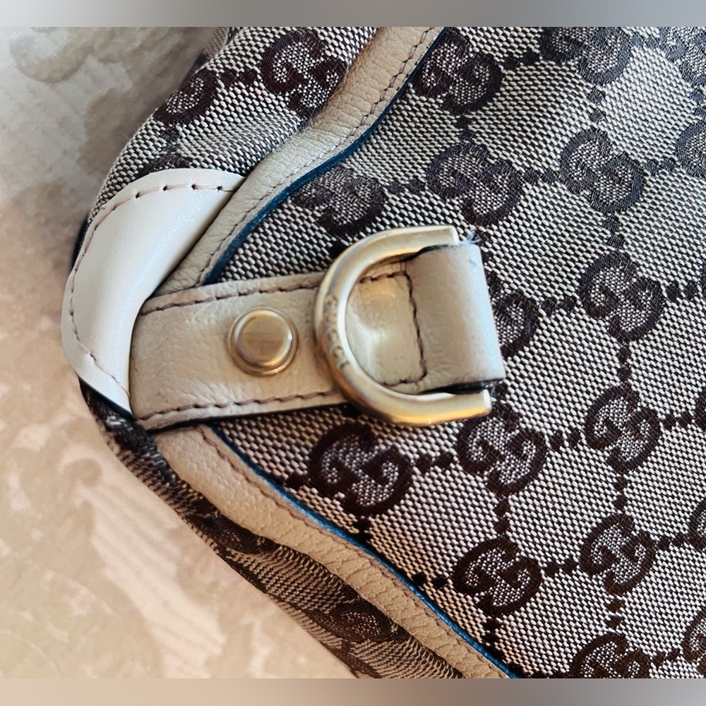 Gucci Beige and Brown GG Canvas Tote. Good condition. Authenticity card provided - Picture 4 of 14